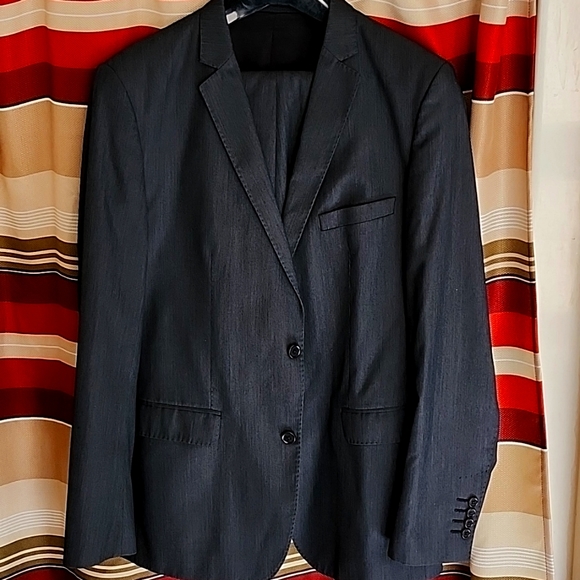 ZARA MAN slim fit black and gray suit